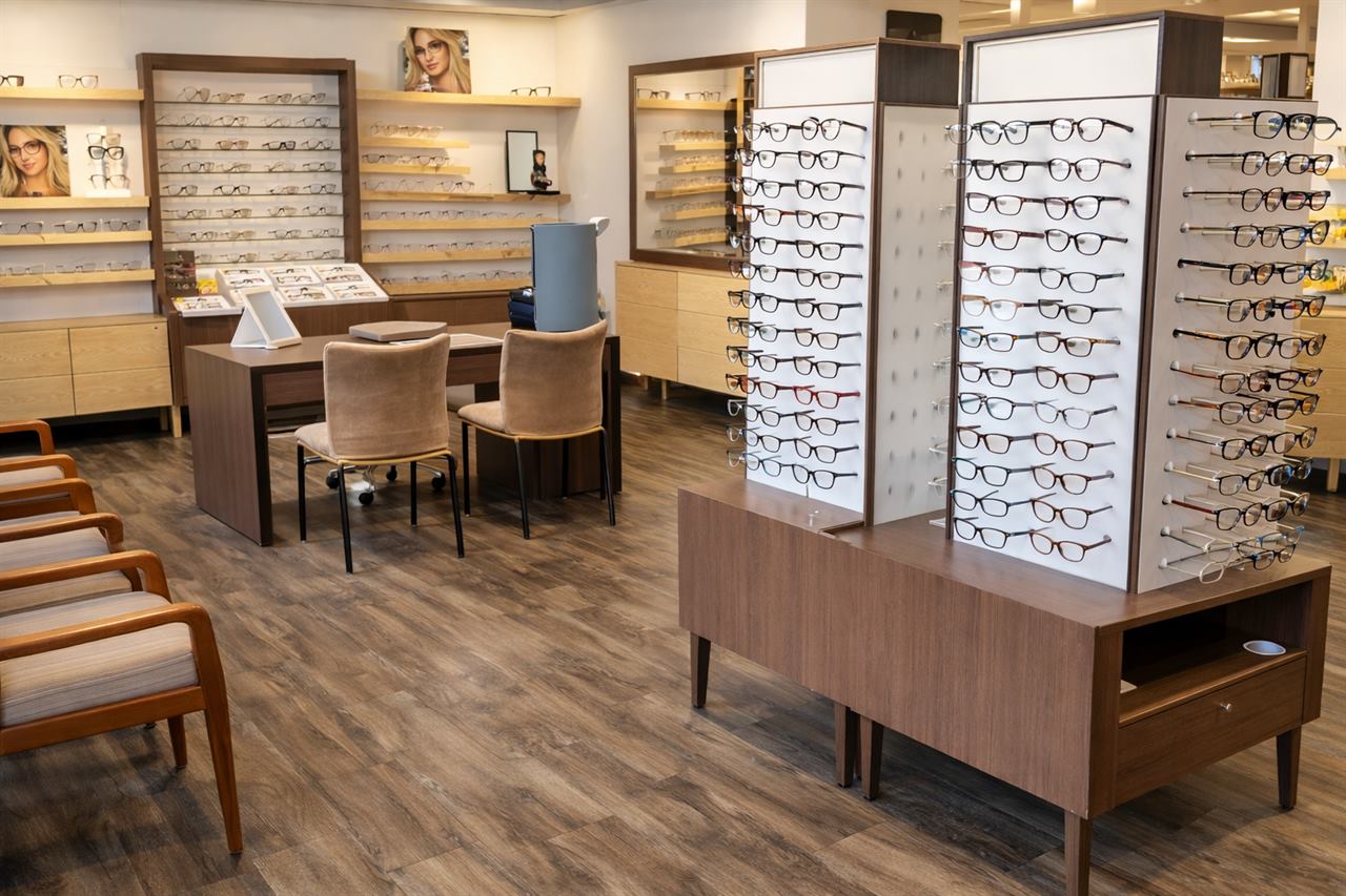 Optical floor and frame displays