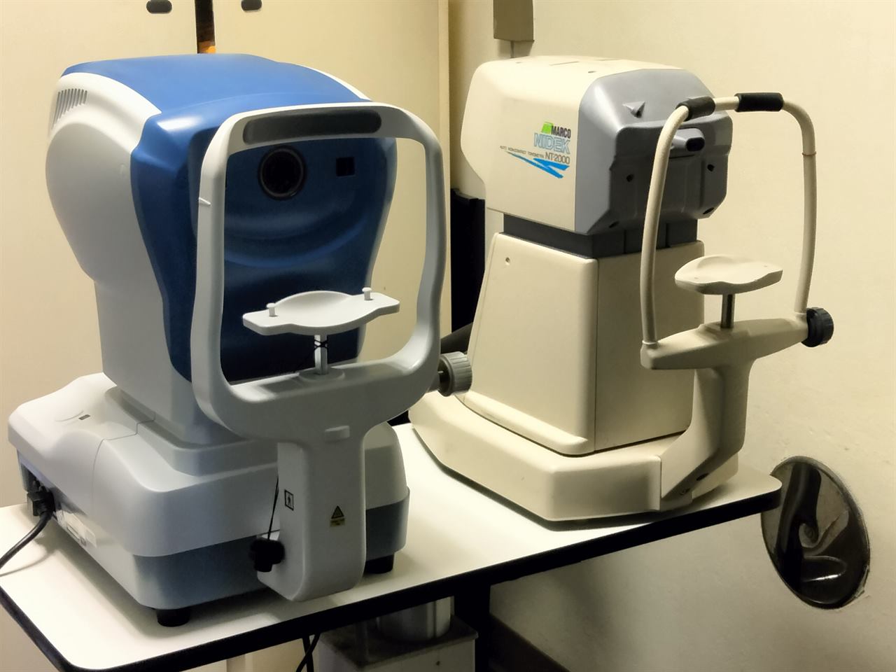 Eye exam equipment